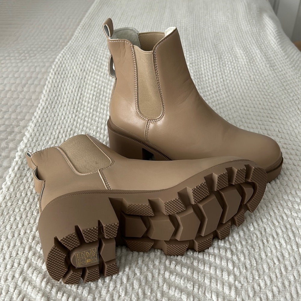 Chunky Bootie